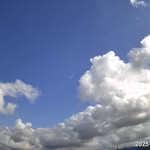 南房総 やまと寿司 - イーツエーバーレインズインツークバーだった^_^。空がなぜ青く雲が白いかは子供の頃に単純なモデルで理解してそのままの認識だったけど、随分年を経て最近その物理学的深さに唸っている^_^