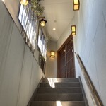 御成町　石川 - 【'25.3】入り口までの階段にわくわく