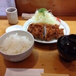 秀膳 - ロ―スかつ定食