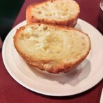 Pozzi - ガーリックトースト