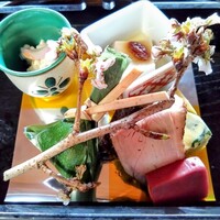 鍋と旬菜と京料理 花柳 - 