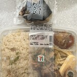 セブンイレブン - 料理写真:たけのこ飯幕の内、直巻チャーシューわさびマヨネーズ