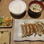 ぎょうざ処 高辻 亮昌 本店 - ぎょうざ定食B 1150円
