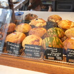 ataru BAKE - 左側の「おやつマフィン」