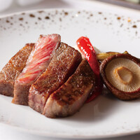 イヌイット様 Not all Wagyu is equal. We serve only the most exquisite