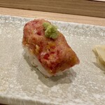 寿司 う月 - とろたく　1貫