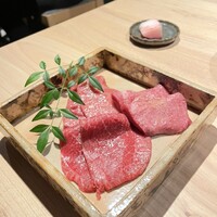 八面六秘 - 