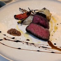 Ristorante Ecru - 常陸牛　ランプ　バルサミコソース　金時人参　ミニ大根　新玉