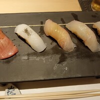 上野 榮 - 