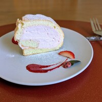 ナチュラルガーデン - - - Roll Cake - -