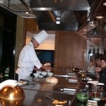Suteki Hausu Jinseki - 目の前で料理してもらえる贅沢感！