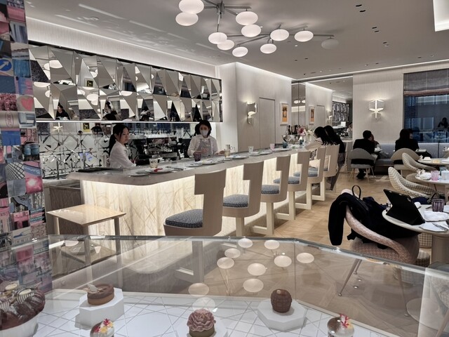 カフェ ディオール バイ アンヌ=ソフィー・ピック （CAFÉ DIOR by Anne-Sophie Pic） - 銀座/カフェ | 食べログ