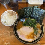 ラーメン 末廣家 - 