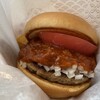 モスバーガー - モスバーガーってシンプルなつくりだけど、ホント旨い。
毎回ガツガツ食べちゃうもんだから
ミートソースがお口の周りで大暴れ。٩(๑òωó๑)۶
まだ綺麗な頃のお姿。