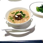 水綾閣 - 胡桃の担々麺　スープ濃厚〜！勿論飲み干します＾＾麺は香港麺でした