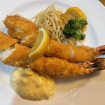 キッチンくま - ジャンボエビフライ