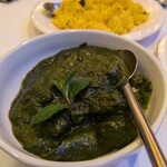 インディアンレストラン西麻布 by KENBOKKE - サグ　ほうれん草のカレー　濃厚＆クリーミー♪