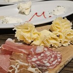 Milks -FRESH CHEESE＆WINE - 