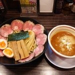 つけ麺 きらり - 『海老つけ(並)』(890円)にチャーシュー(230円)、半玉子(50円)トッピング～♪(^o^)丿