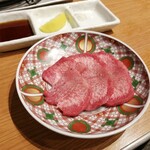 ホルモン焼肉　ぶち - 熟成生タン塩♪