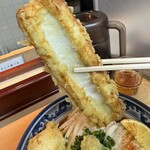 梅田 釜たけうどん - 