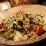 PEPE ROSSO - トマトとアボカドのシーザーサラダ(S) (750円)