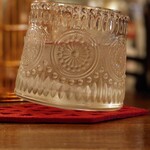 PEPE ROSSO - 水グラスは底が膨らんでいて、グラスがコロコロと傾きます♪楽しい ( *^᎑^* )⁾⁾♪