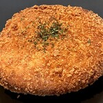 バックシュトゥーベ ツオップ - カツカレーパン　￥360