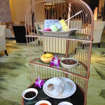 Banyan Tree Macau - アフタヌーンティーは鳥かごで