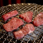 神戸ビーフ焼肉 お加虎 - 