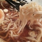 中華そば 葵 本店 - 細麺軽く縮れてる？