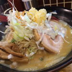 花田 - 味噌ラーメン780円野菜にんにくマシ