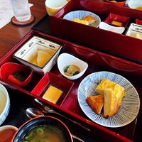 日本料理 初海 - 