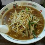 楽家 - ピリ辛ラーメン