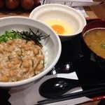 たまごかけごはん屋　あかね農場 - 塩納豆