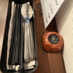 西荻タンドール 5Lab - 呼び出しボタンあります　お箸も嬉しい♡