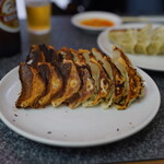 ぎょうざ専門店 赤萬 - 