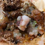 築地銀だこ ハイボール酒場 - 看板商品の「たこ焼き」