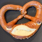 バックシュトゥーベ ツオップ - プレッツェル（土日）