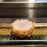 トンカツとワイン 日月 - ヒレ：八鹿豚