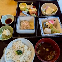 京懐石とゆば料理 松山閣 JR京都伊勢丹店 - 