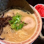 博多長浜らーめん 六角堂 八王子店 - 