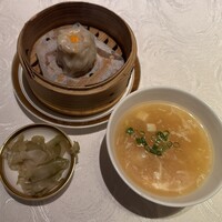 筑紫樓 銀座店 - 搾菜・焼売・豆腐と玉子スープ（本日のスープ）