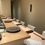 立ち食い鮨極 - 