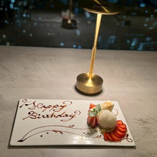 【デザートプレート】お誕生日やお祝いなど記念日で