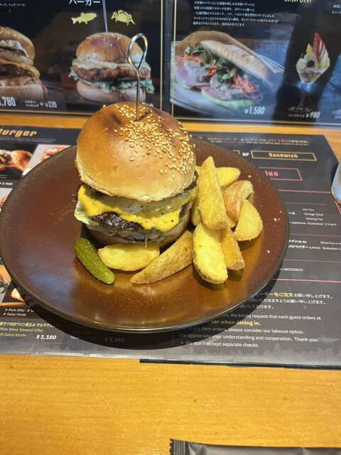 閉店】Burger Occi 麻布十番店 （バーガー オクシ） - 麻布十番