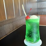 喫茶 ニト - 『プリン¥400』
      『クリームソーダ¥800』