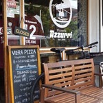 アズーリ - 外観