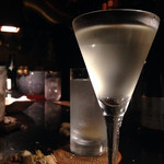 ゴールドバー - やっぱりドライマティーニ飲みたい♫