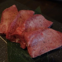 SATOブリアン 本店 - 厚切り特上タン塩